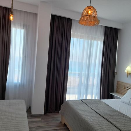 Anxhelos Hotel Himarë Dış mekan fotoğraf