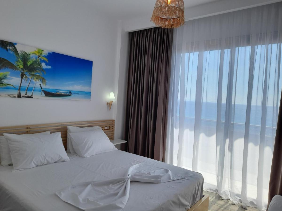 Anxhelos Hotel Himarë Dış mekan fotoğraf